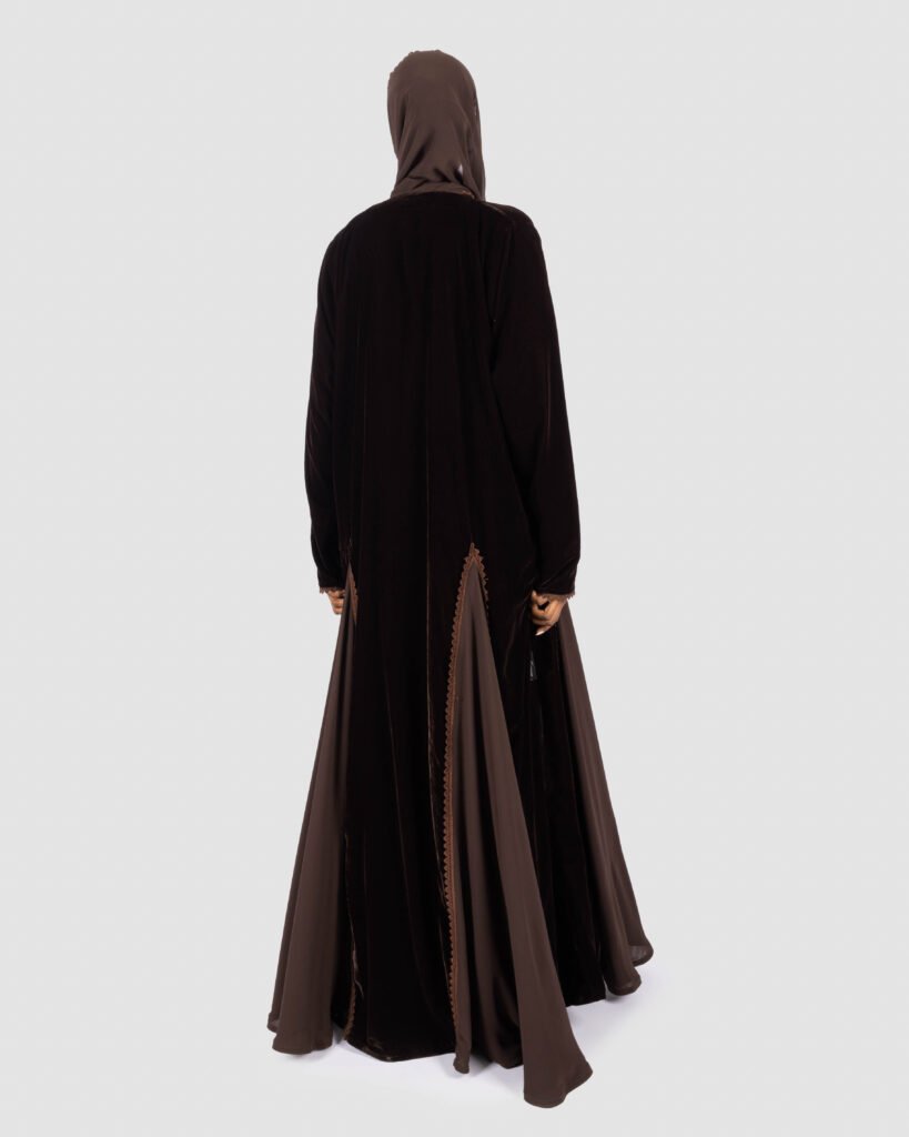 Buthaina in Brown Truffle