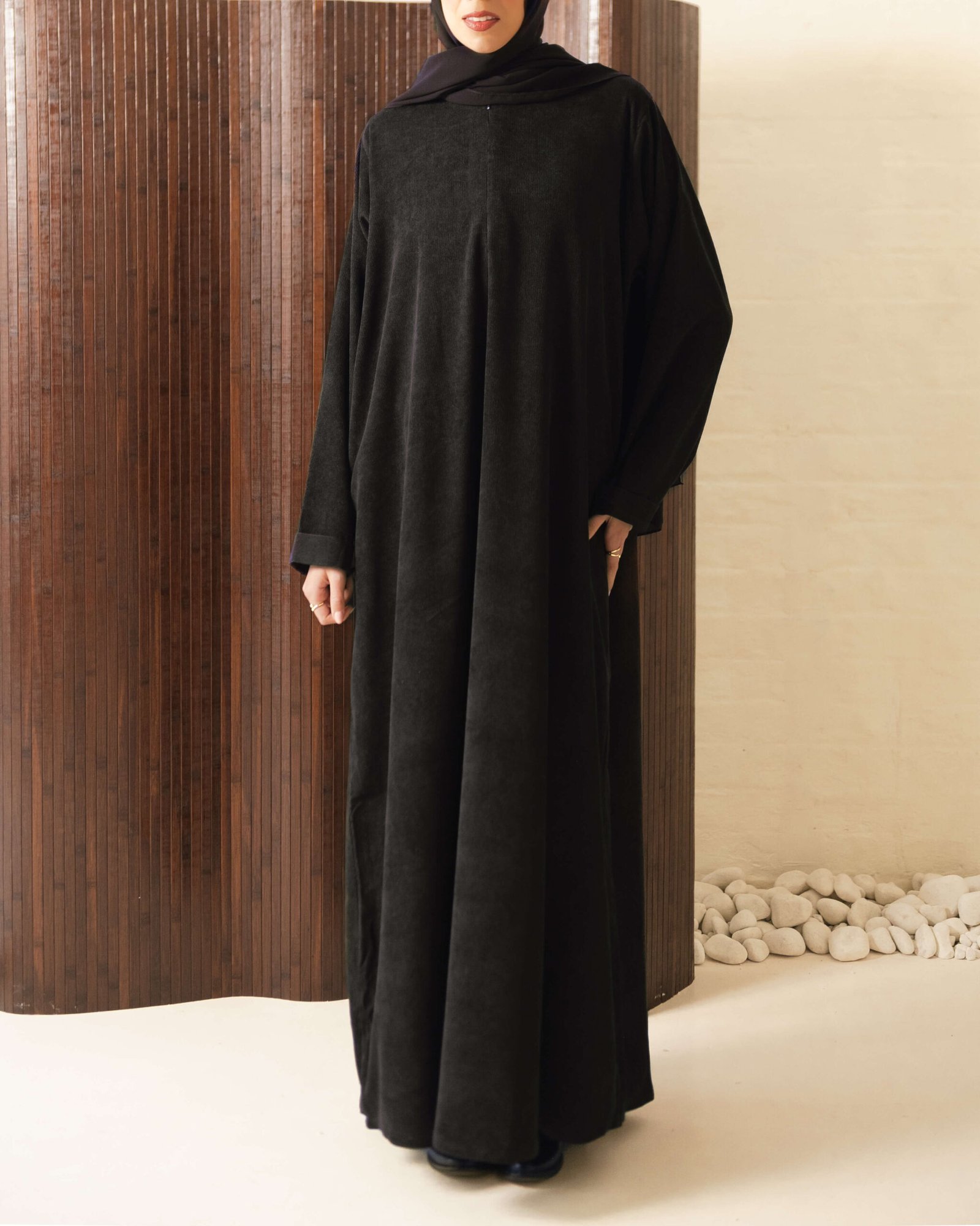 Corduroy Casual in Black