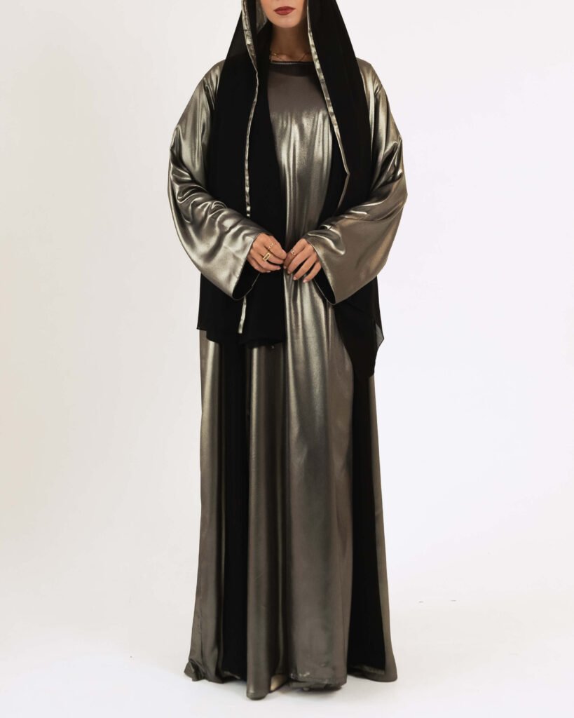 Silk Lamé in Golden Noir