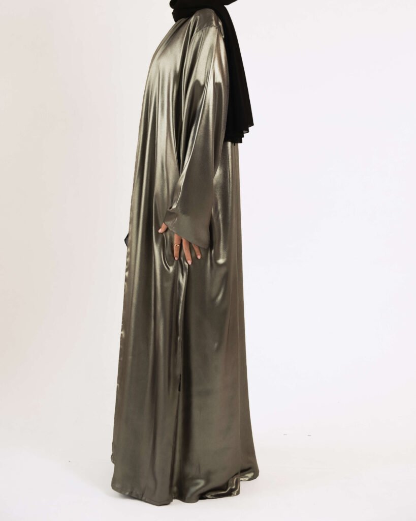 Silk Lamé in Golden Noir