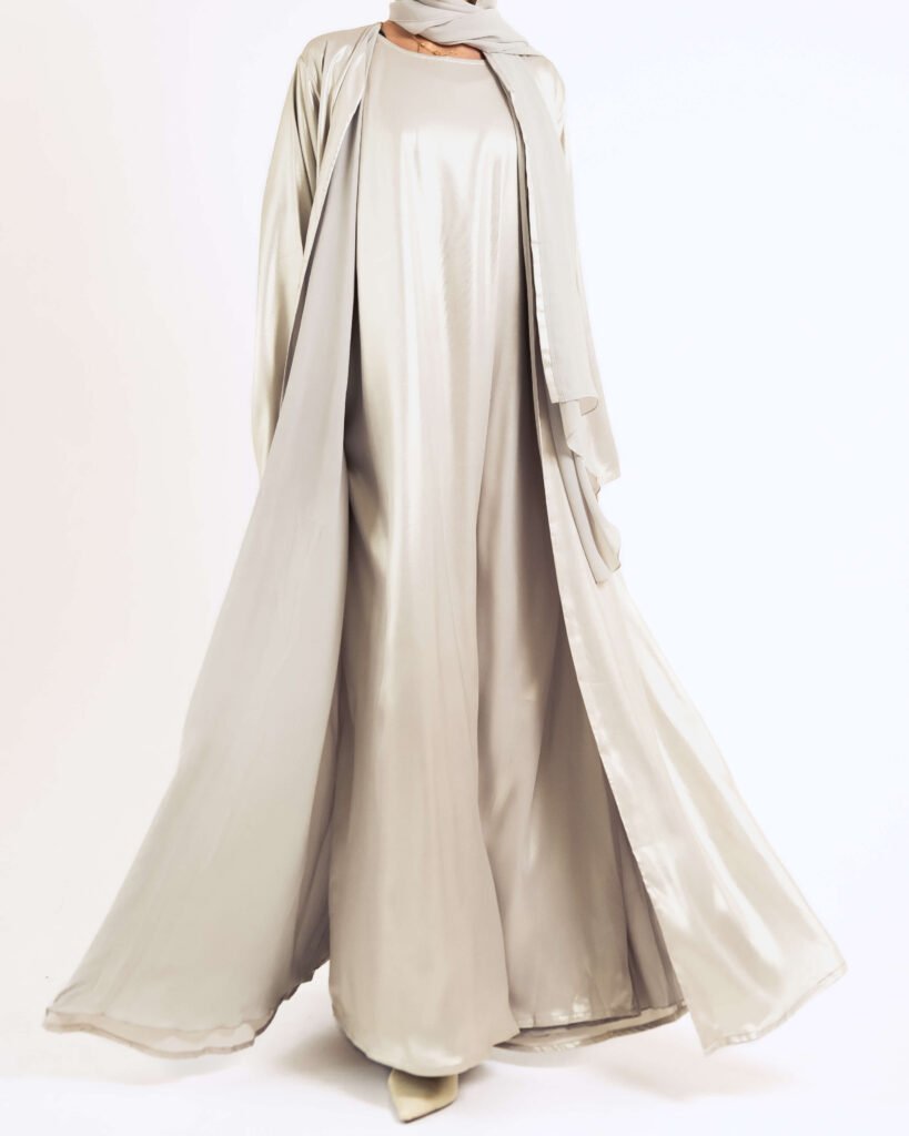 Silk Lamé in Opal