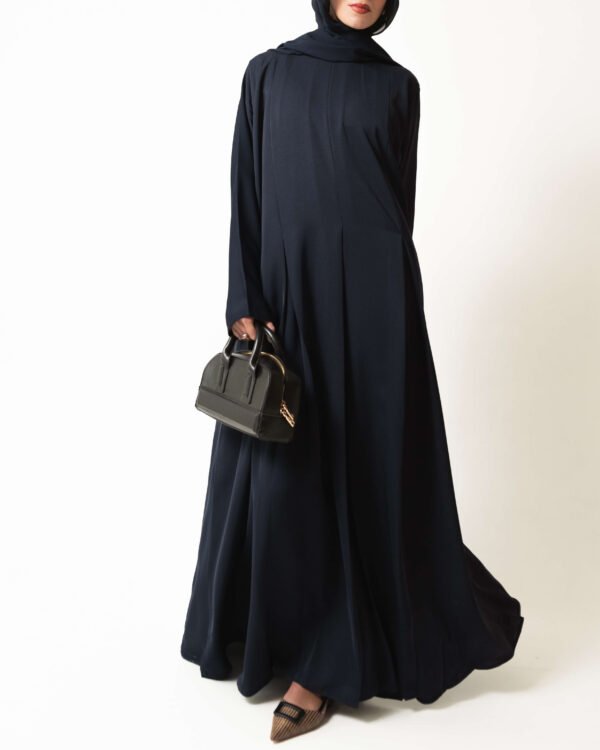 Pleats Abaya in Navy