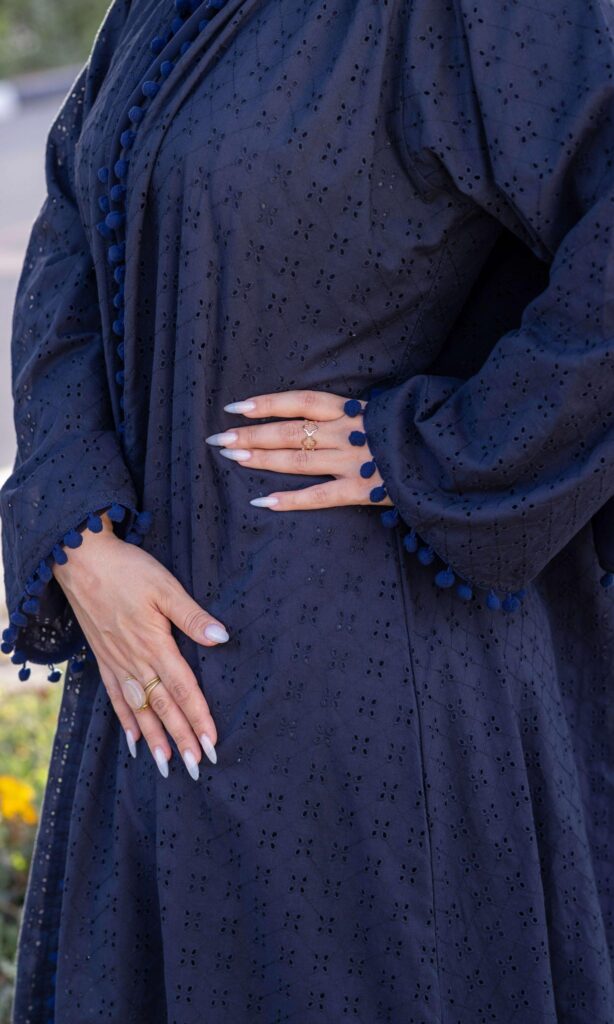 PomPom - Bluette Front