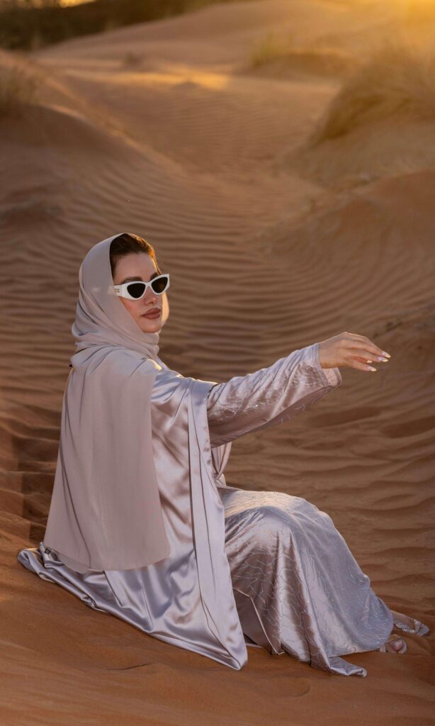 Roya - Silver - Side