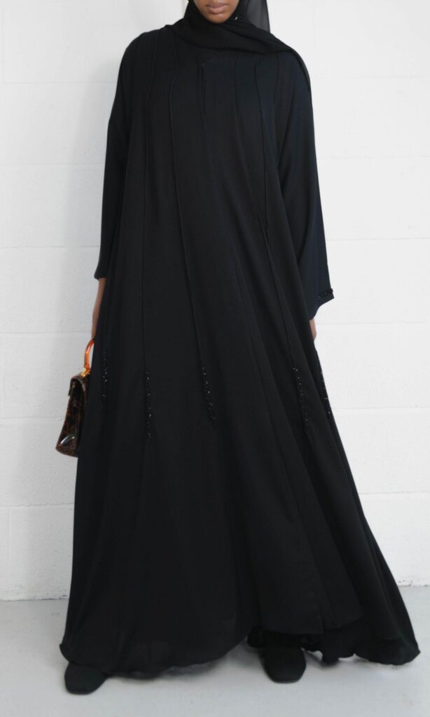 iliana black (1)