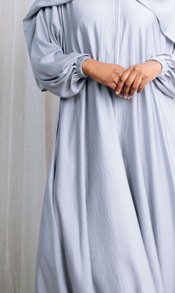 rajaa light grey (1)