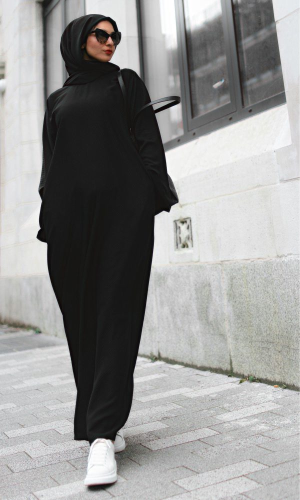 The Textured Abaya