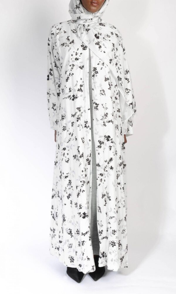 Printed Kimono - the White Meadow