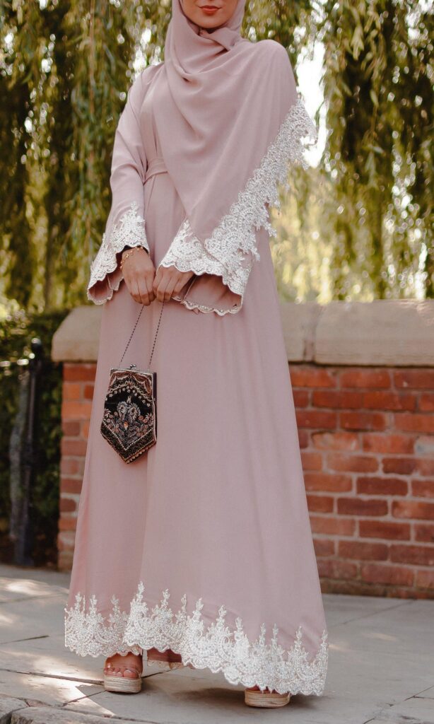 venetian lace abaya in pink (2)