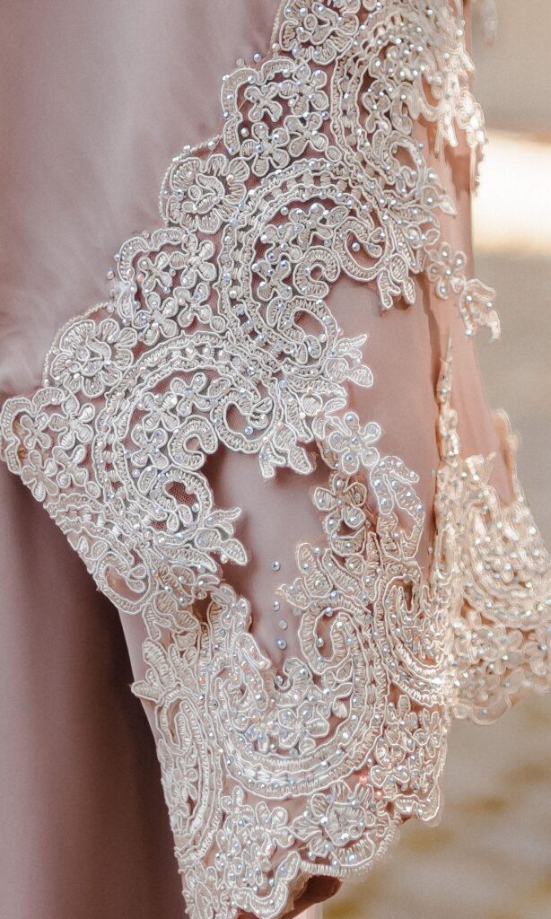 venetian lace abaya in pink (6)