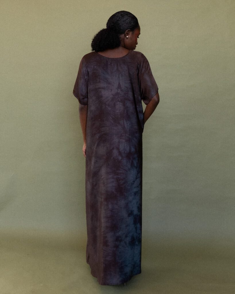 Mirri in Blue Umber