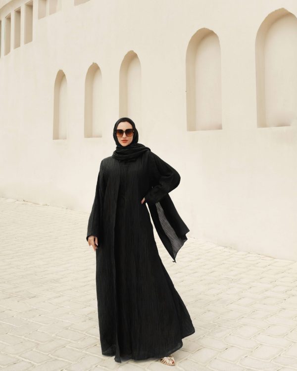 Nahla - Black