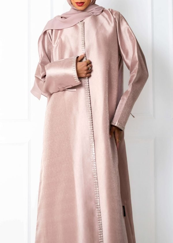 Priya in Pink