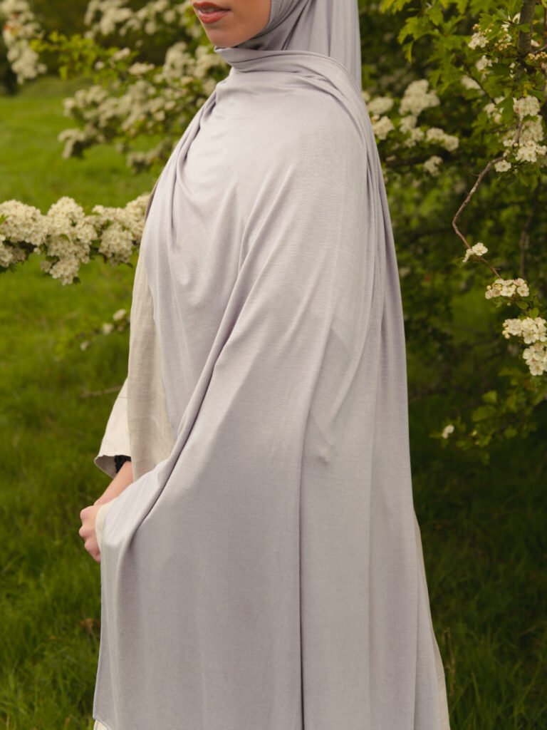 Jersey Hijab in Dove Grey