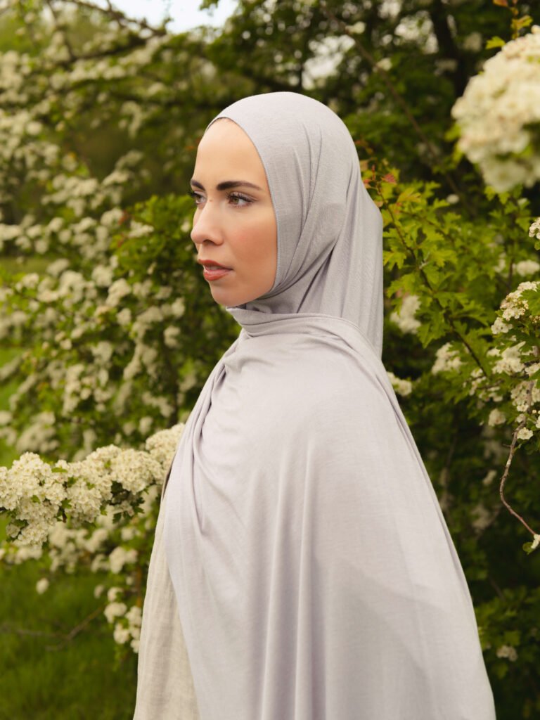 Jersey Hijab in Dove Grey