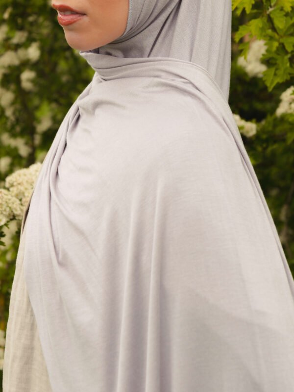 Jersey Hijab in Dove Grey