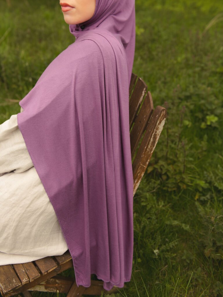 Jersey Hijab in Orchid Purple