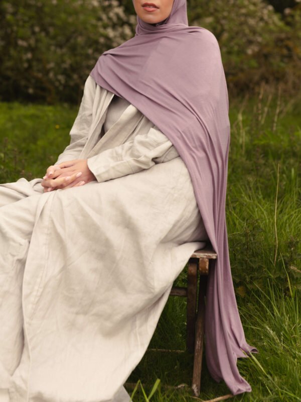 Jersey Hijab in Ash Lilac