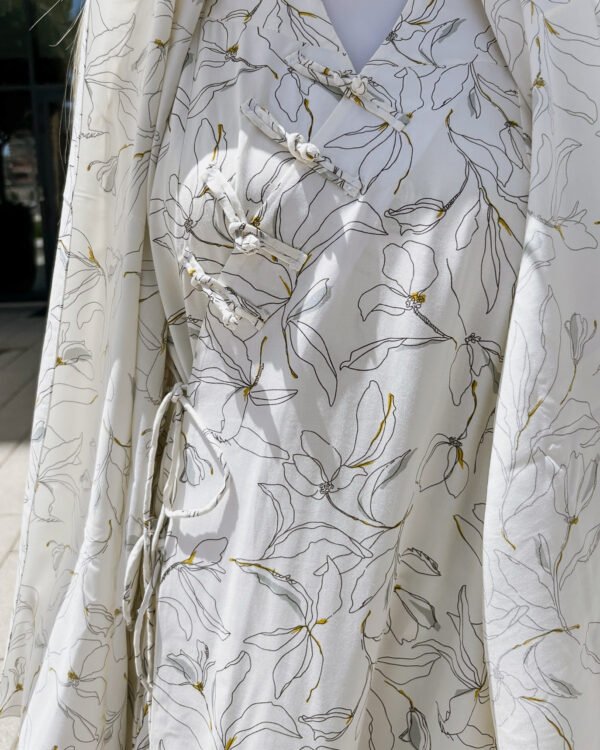 Wrap Abaya in Wild Lilies