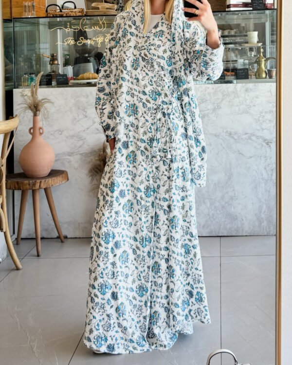 Wrap Abaya in Persian Bloom