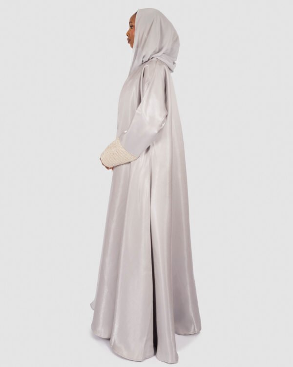 Hessa in Silver