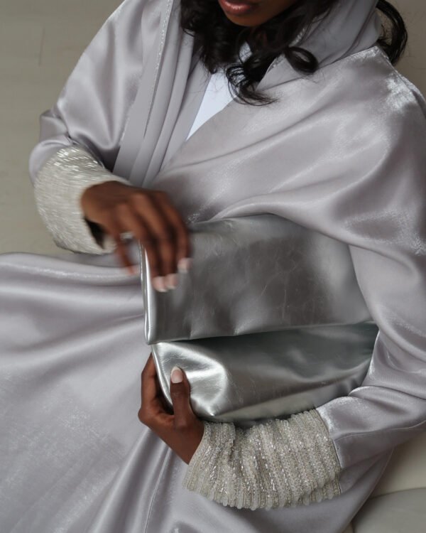 Hessa in Silver