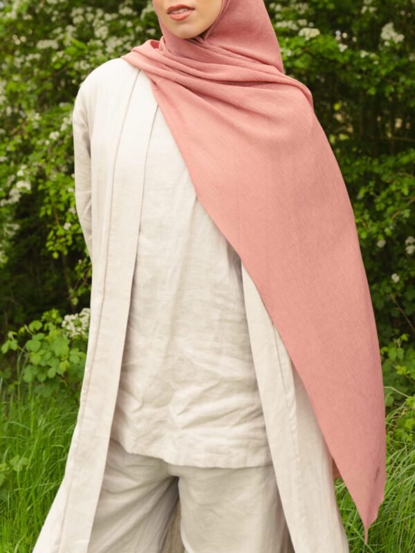 Textured Hijab in Guava Pink