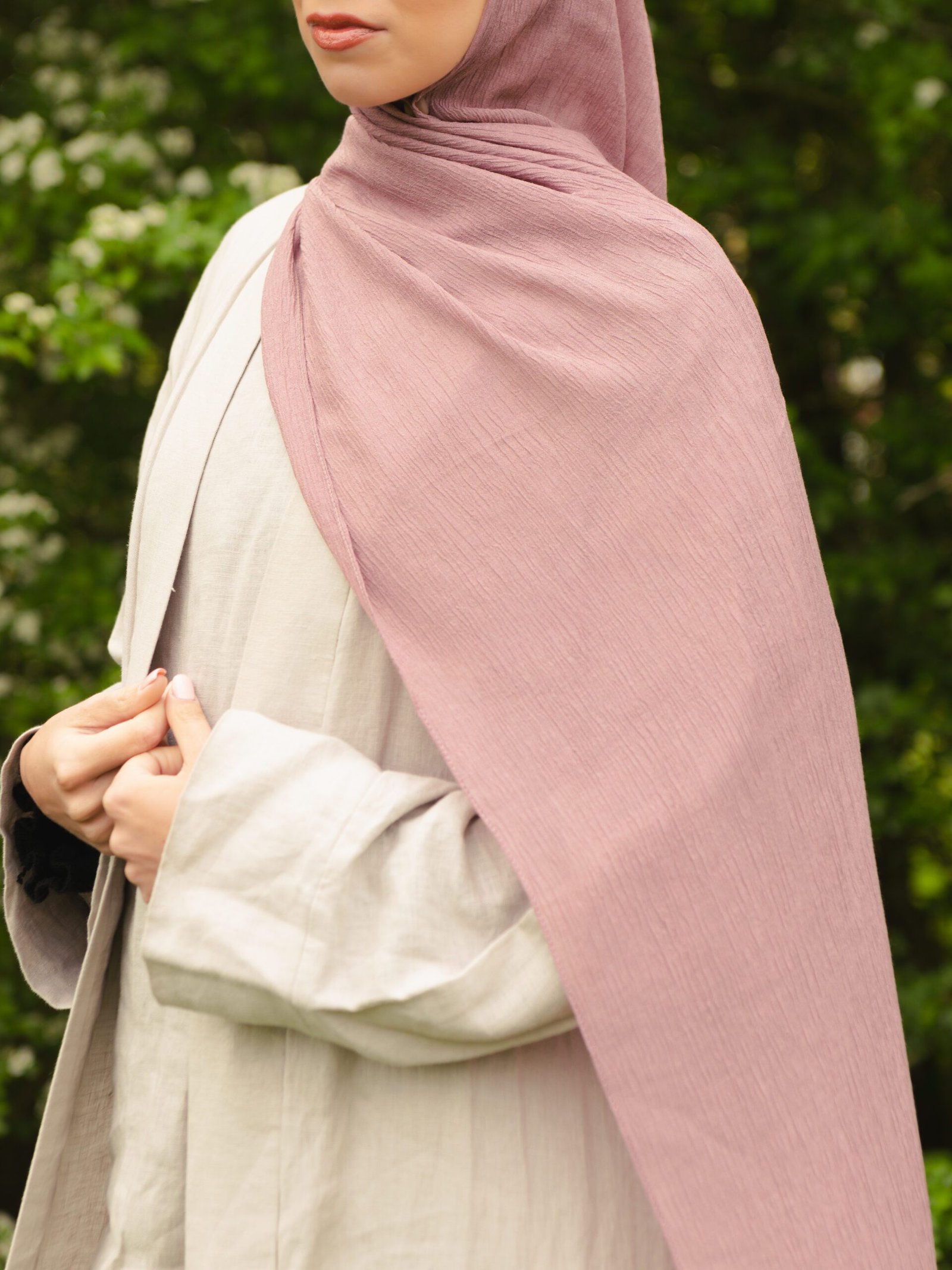Textured Hijab in Rose Taupe