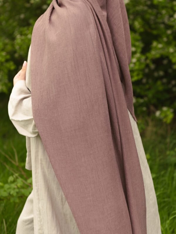 Textured Hijab in Mink Brown