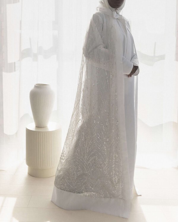 Taraji in Bridal White