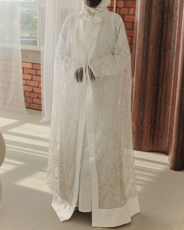 Taraji in Bridal White