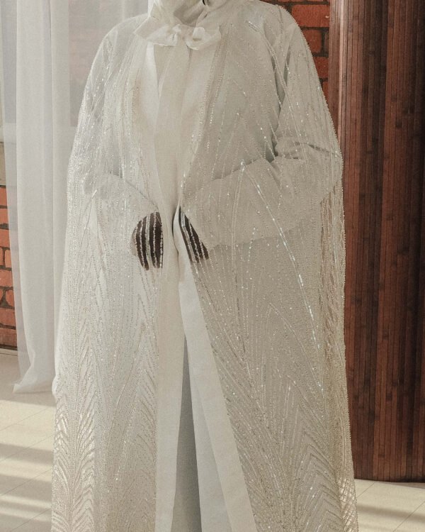 Taraji in Bridal White