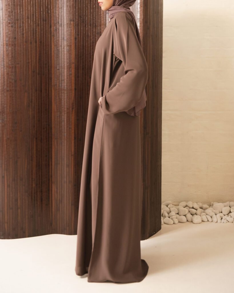 Casual in Taupe Brown