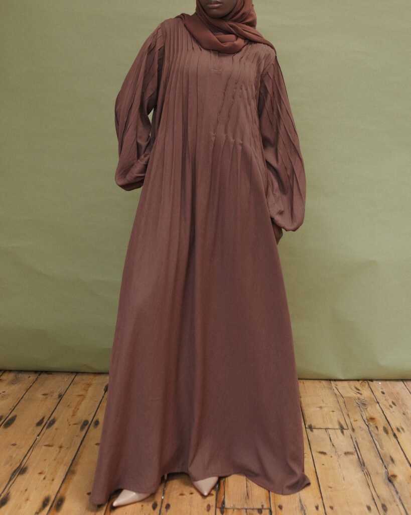 Aana in Mocha