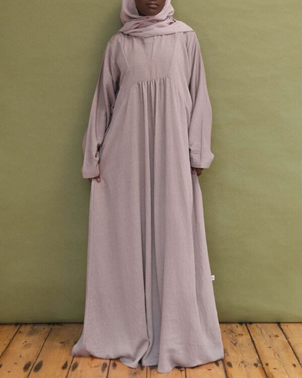 Umāra in Lilac