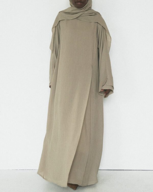 Ona in Khaki