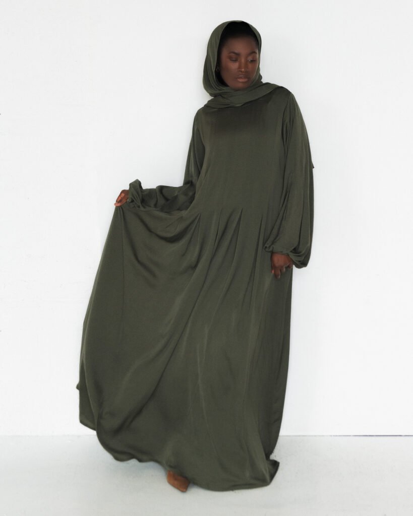 Hanaa in Green