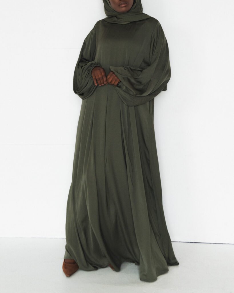 Hanaa in Green