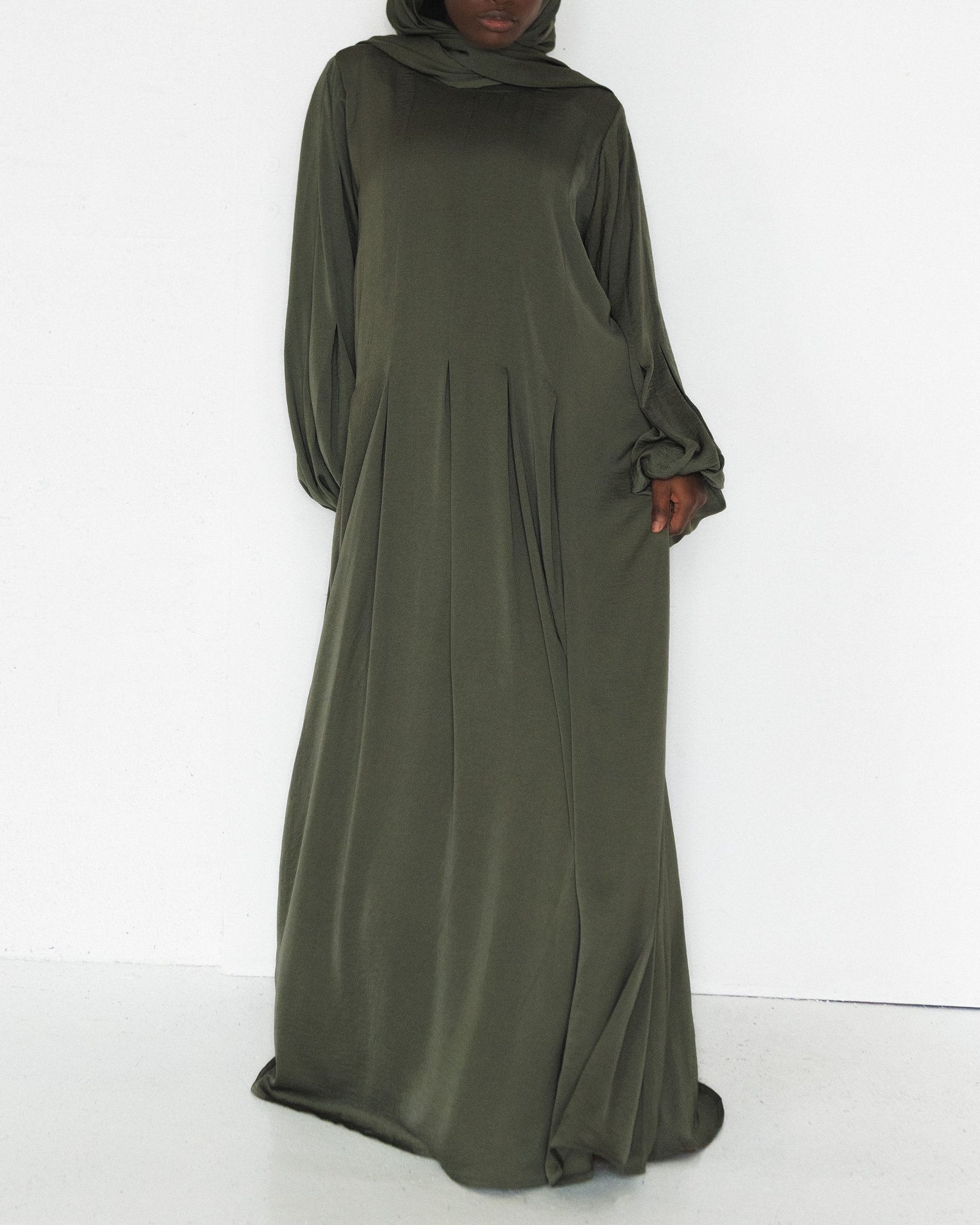 Hanaa in Green