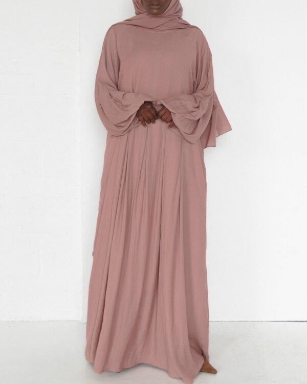 Hanaa in Burnt Rose