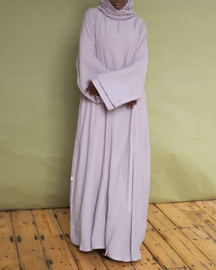Ona in Lilac