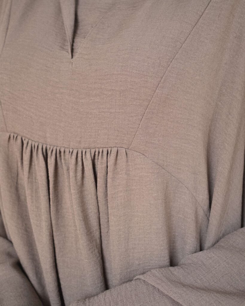 Umāra in Beige